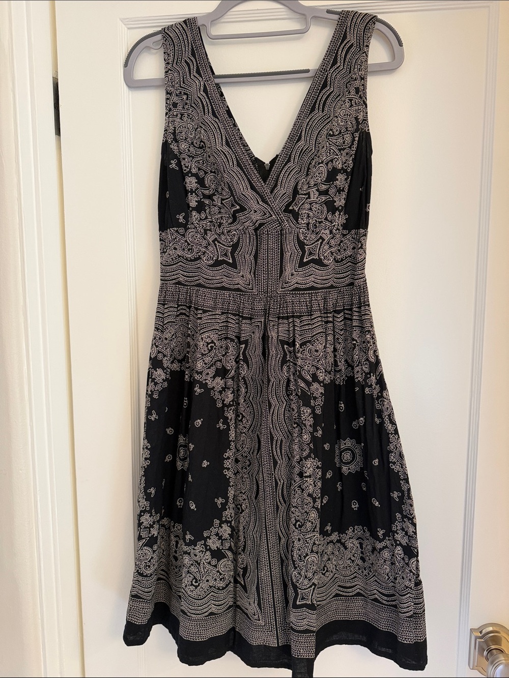 Black Floral Paisley Peasant V-Neck Knee Length Boho Dress
